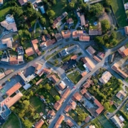 Ortschaft in Vogelperspektive