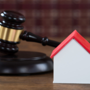 Haus kommt unter den Hammer; Notverkauf